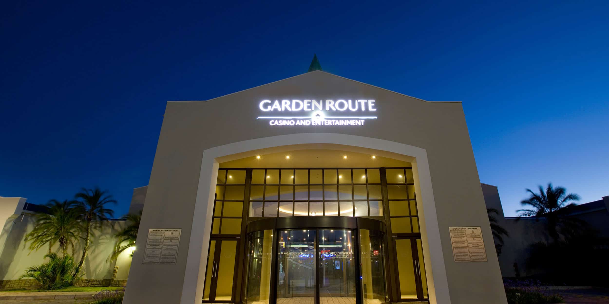 Garden Route Hotel_2500x1250_Garden-Route_Casino_Exterior_